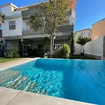 Loft Favoloso Con Piscina