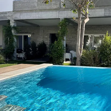 Апартаменты Loft Favoloso Con Piscina